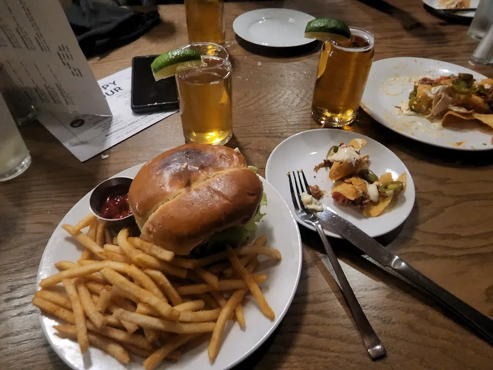 Burger & Brew 12 Thursday Night Special